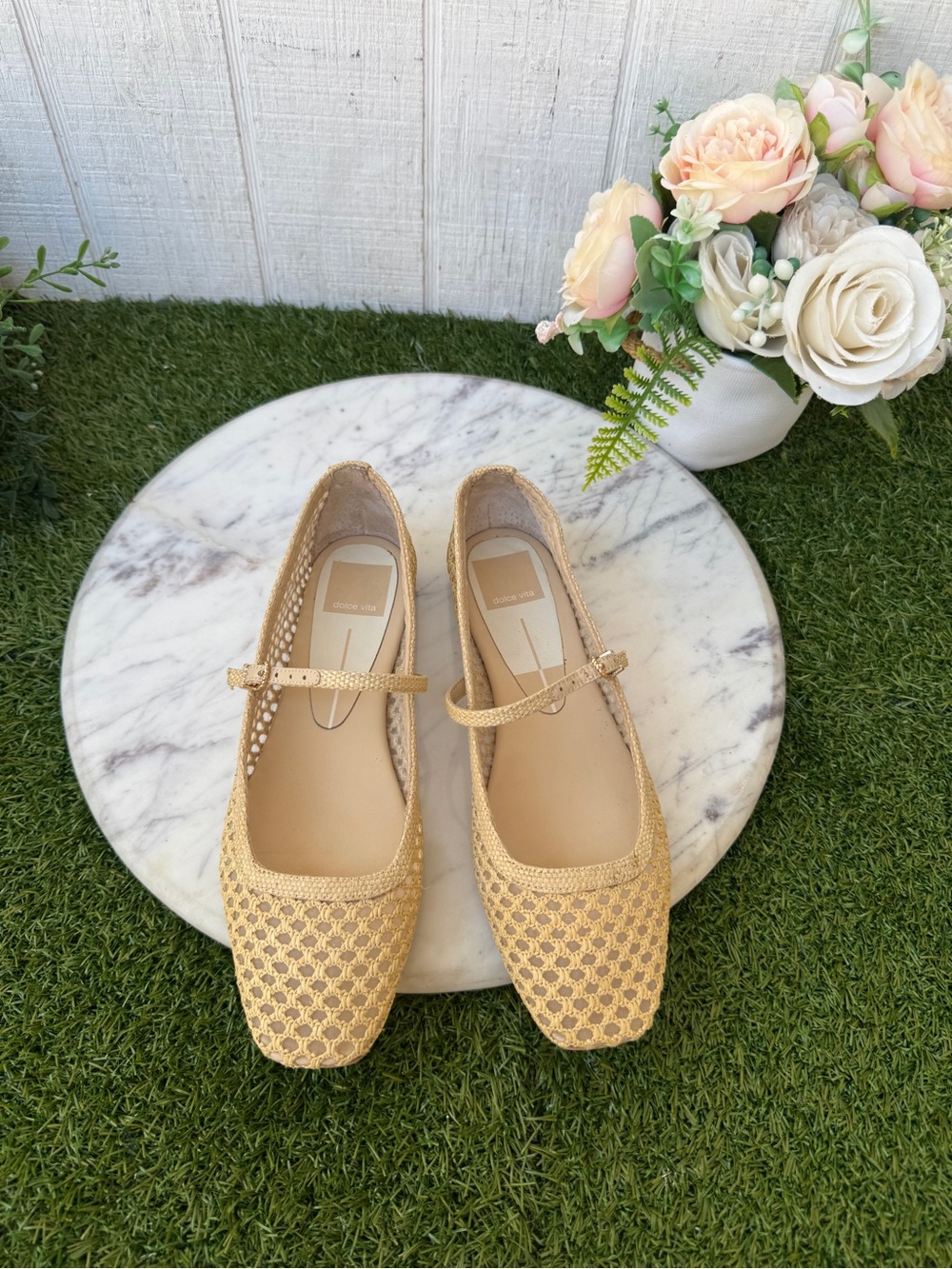 DOLCE VITA Reyes Woven Mary Jane Flats in Tan Light Natural woven raffia Sz 7 - Picture 13 of 16